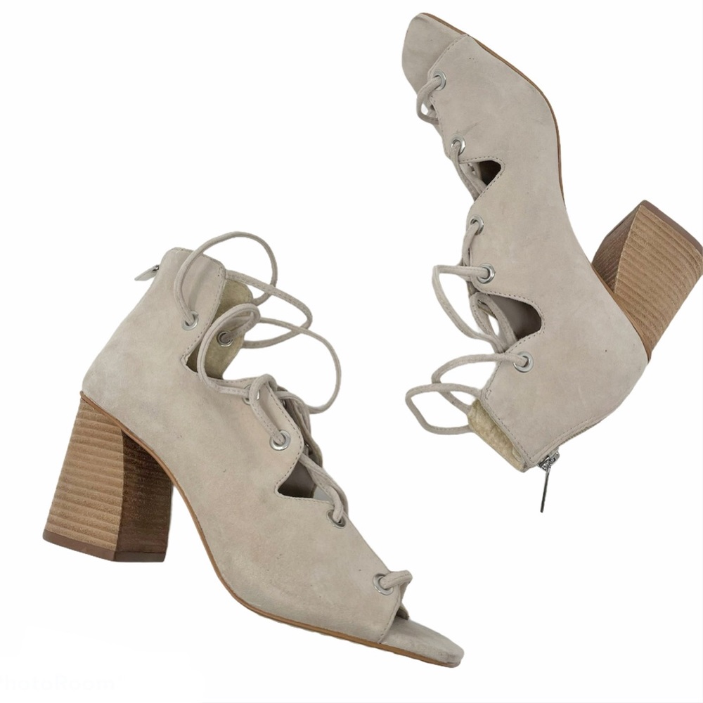 NEW Vince Camuto Nehara Lace Up Sandals Size 5.5